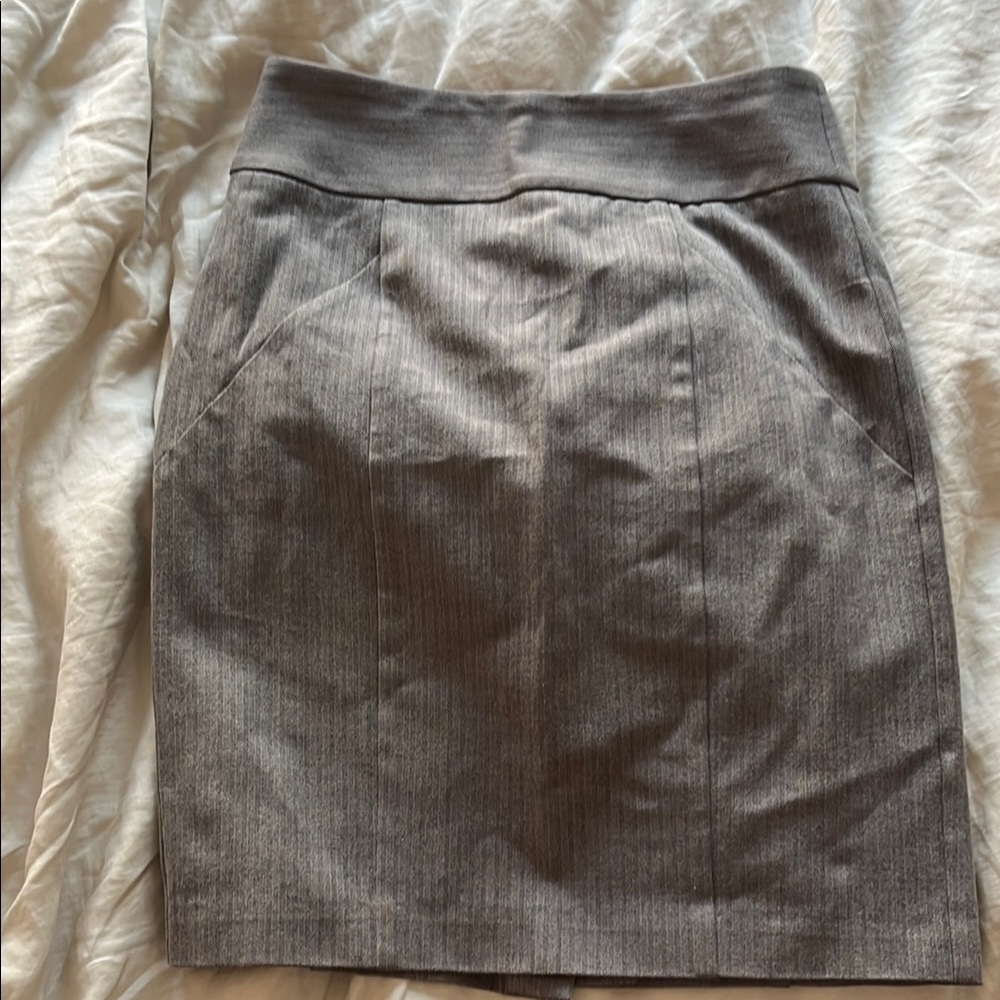 Banana Republic stretch gray pencil skirt